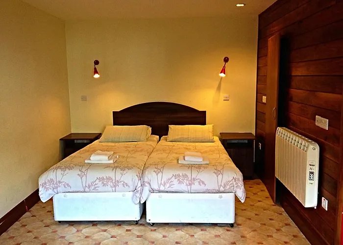 Cashel Town Center Inn