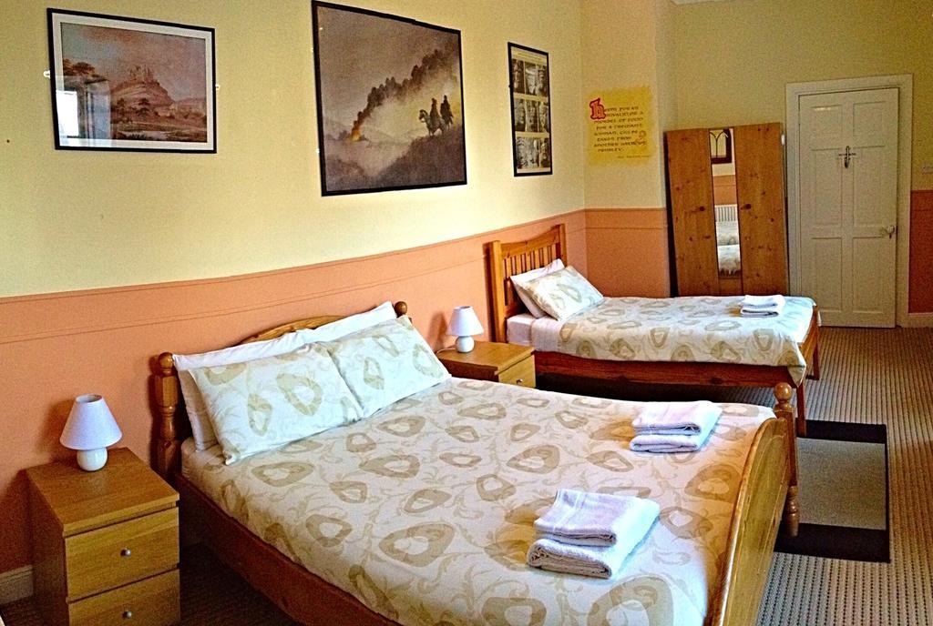 Cashel Town Center 4*